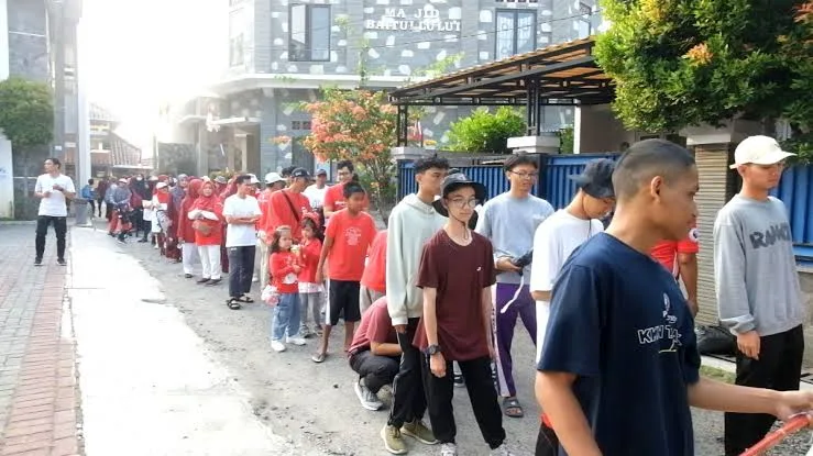 Jalan Sehat HUT ke-81 RI di Garung Lor Meriah, Warga Perkuat Kebersamaan