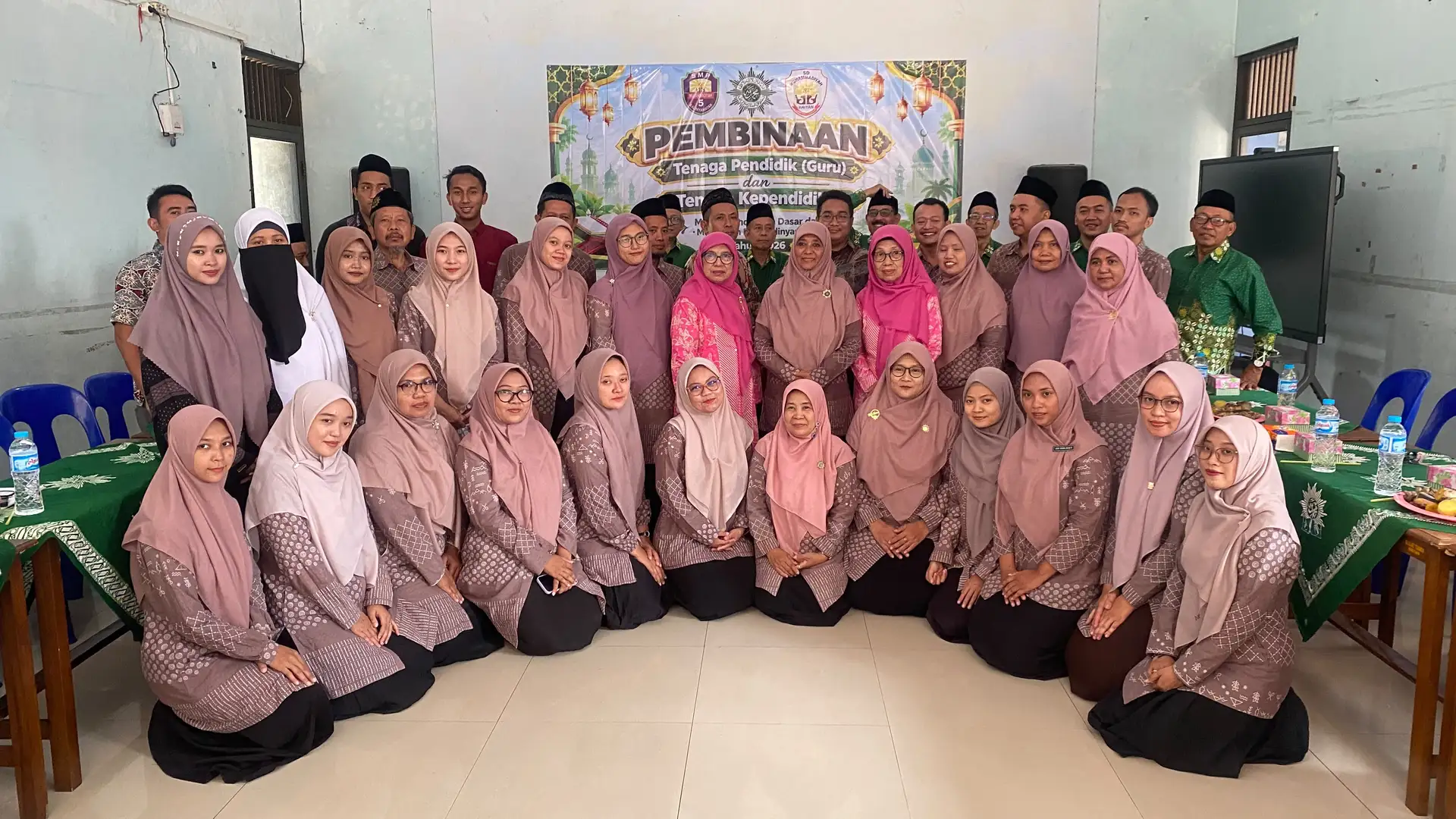 Dorong Pendidikan Berkemajuan, DIKDASMEN Kalinyamatan Bina Guru dan Tendik