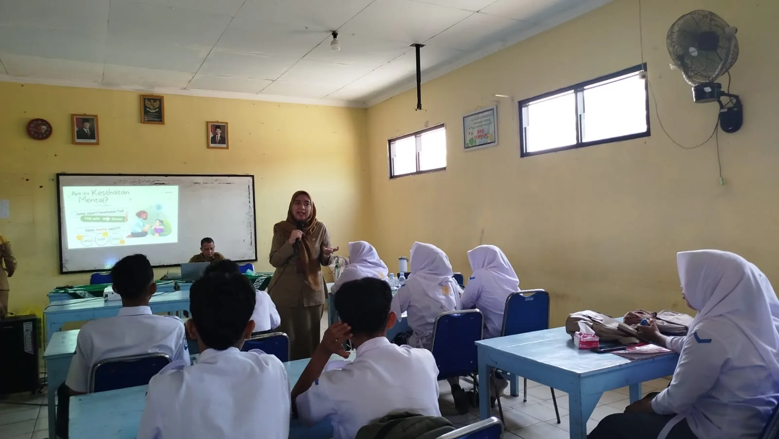 Cegah Trauma Remaja, Puskesmas Keling 1 Gelar Edukasi P3LP di SMK Muhammadiyah 01 Keling
